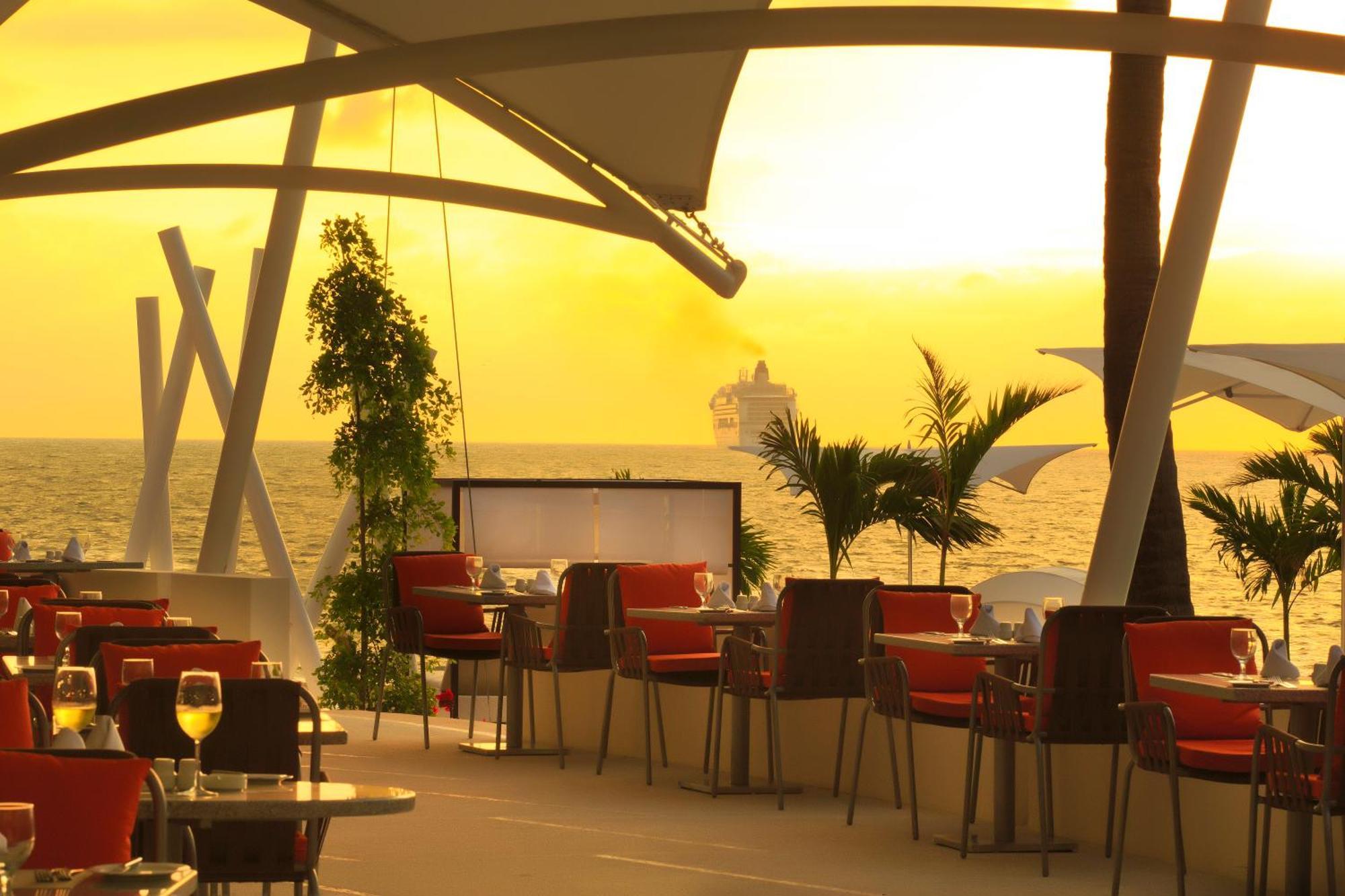 The Hacienda At Krystal Grand Puerto Vallarta (Adults Only) Extérieur photo